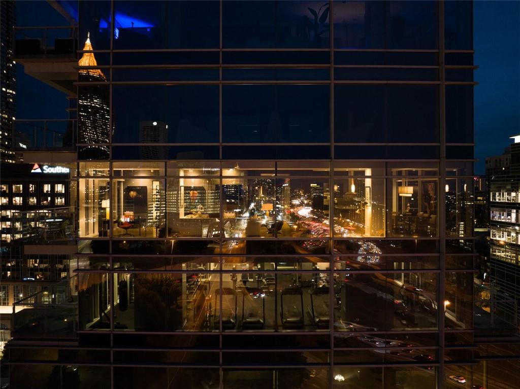 45 IVAN ALLEN JR Boulevard NW Unit 1702