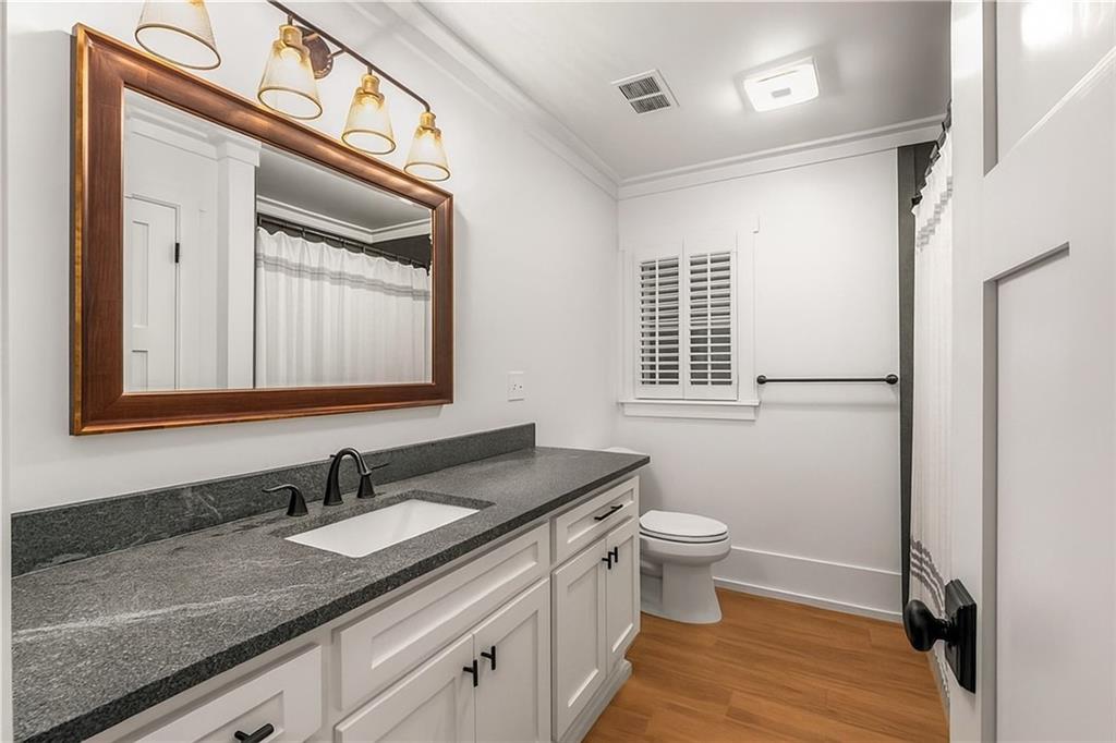 3833 BYRNWYCK Place NE