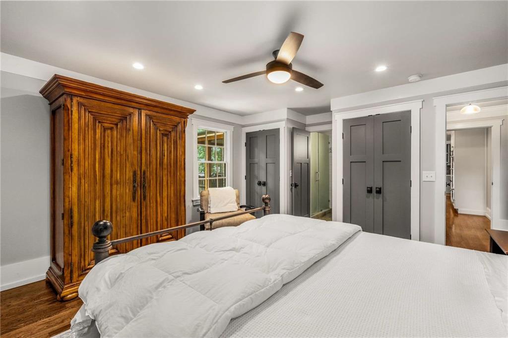 3833 BYRNWYCK Place NE