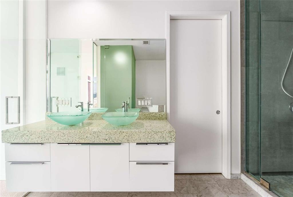 45 Ivan Allen Jr Boulevard NW Unit 2002