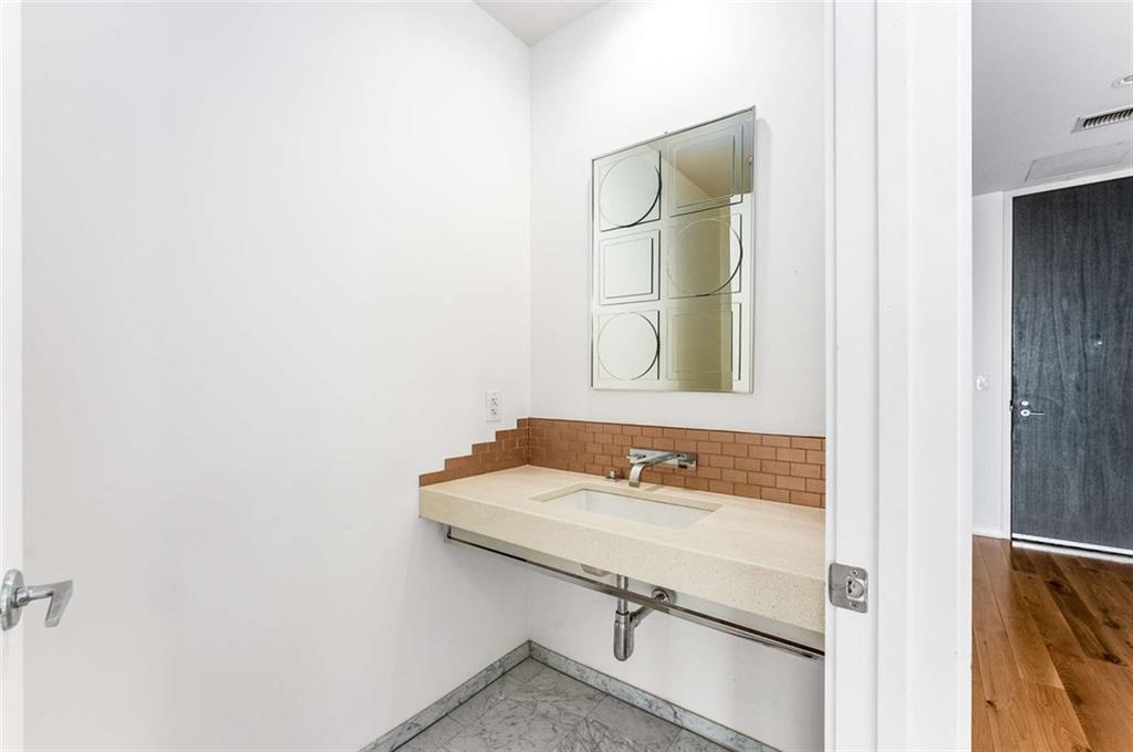 45 Ivan Allen Jr Boulevard NW Unit 2002