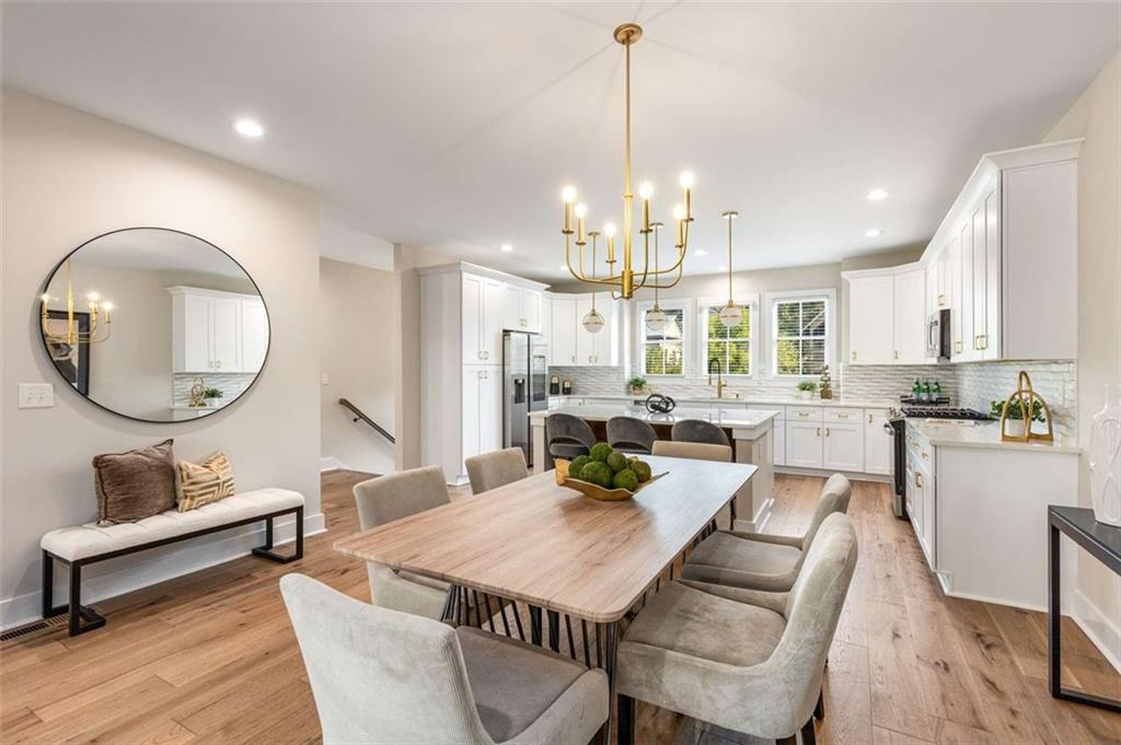 370 THRASHER Street Unit 2