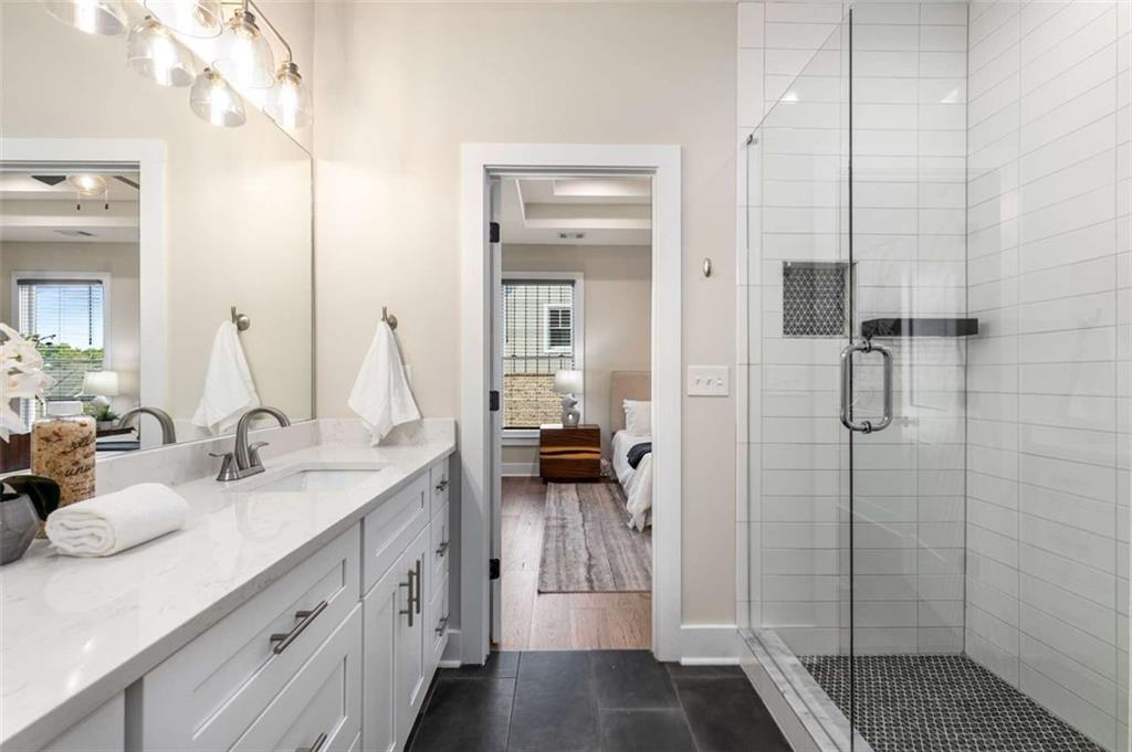 370 THRASHER Street Unit 2