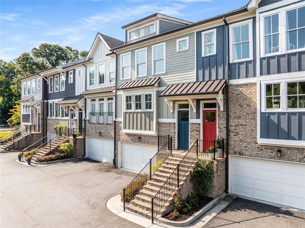 370 THRASHER Street Unit 2