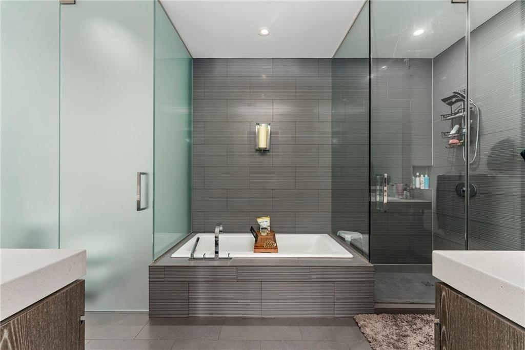 45 IVAN ALLEN JR Boulevard NW Unit 1908