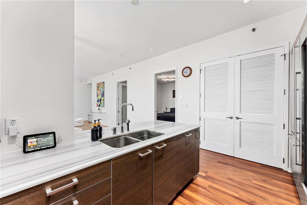 45 IVAN ALLEN JR Boulevard NW Unit 1908