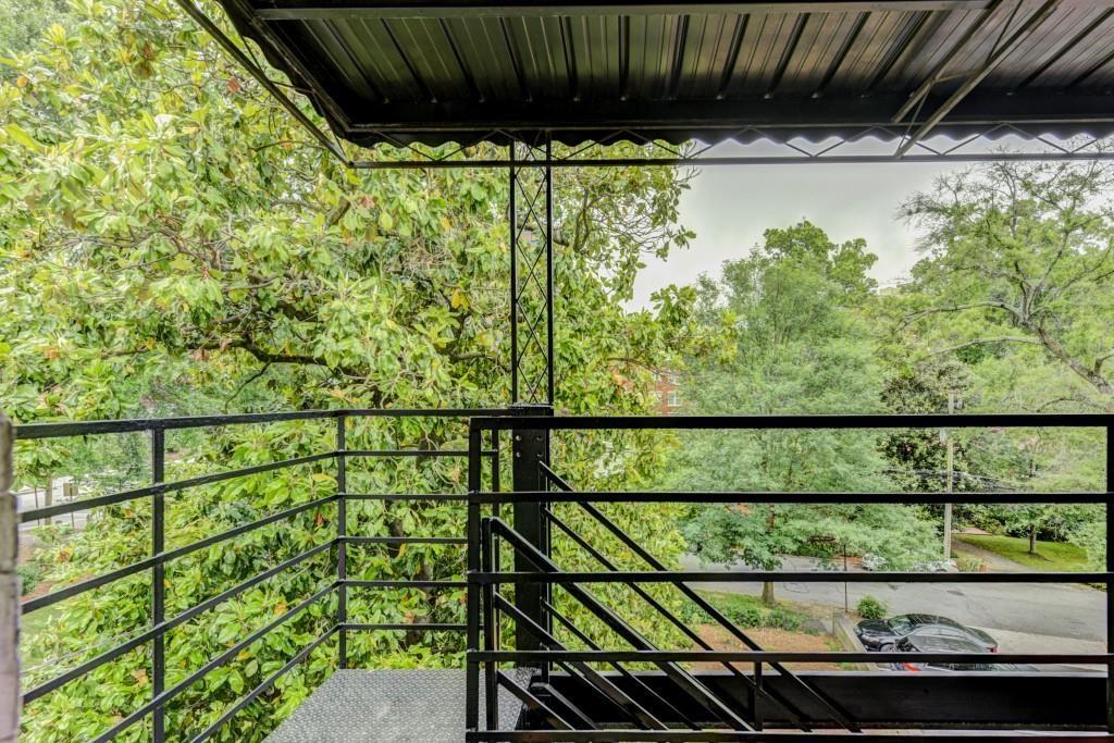 28 Collier Road NW Unit 11