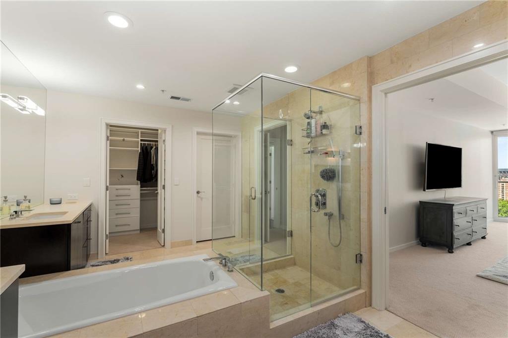 3325 PIEDMONT Road NE Unit 2006