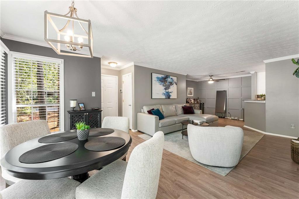 307 COUNTRY PARK Drive SE