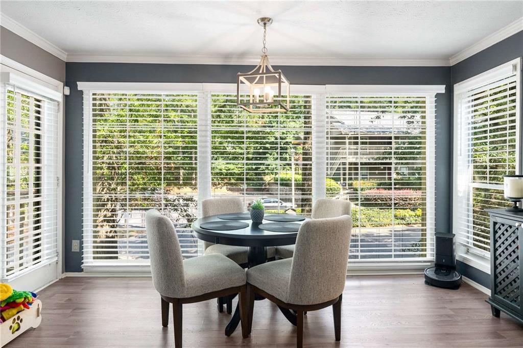 307 COUNTRY PARK Drive SE