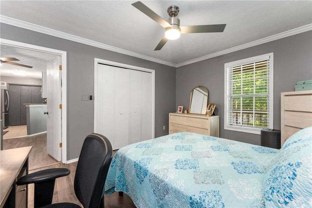 307 COUNTRY PARK Drive SE