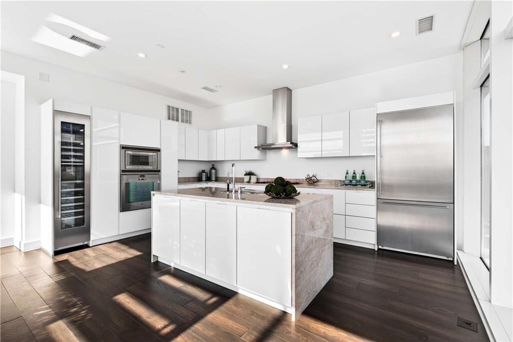 45 Ivan Allen Junior Boulevard NW Unit 2705