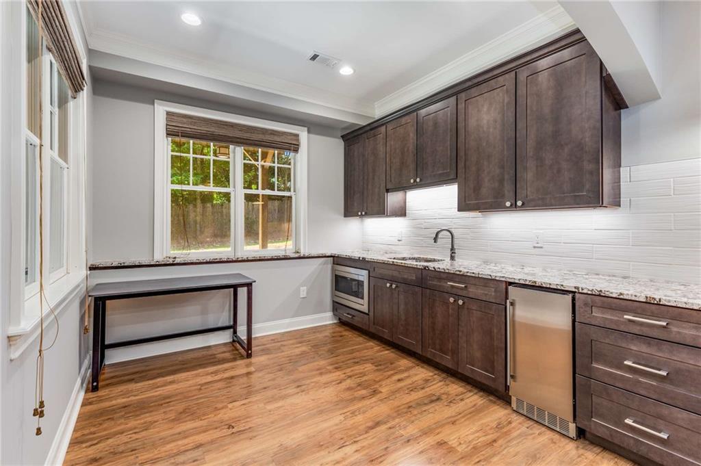 504 S WESTMINSTER Way NE