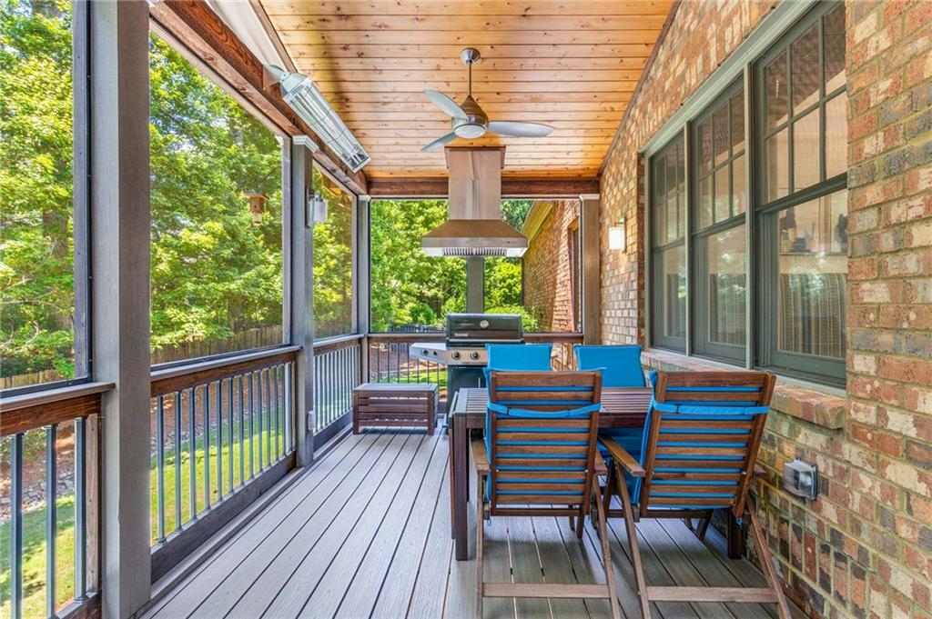 504 S WESTMINSTER Way NE