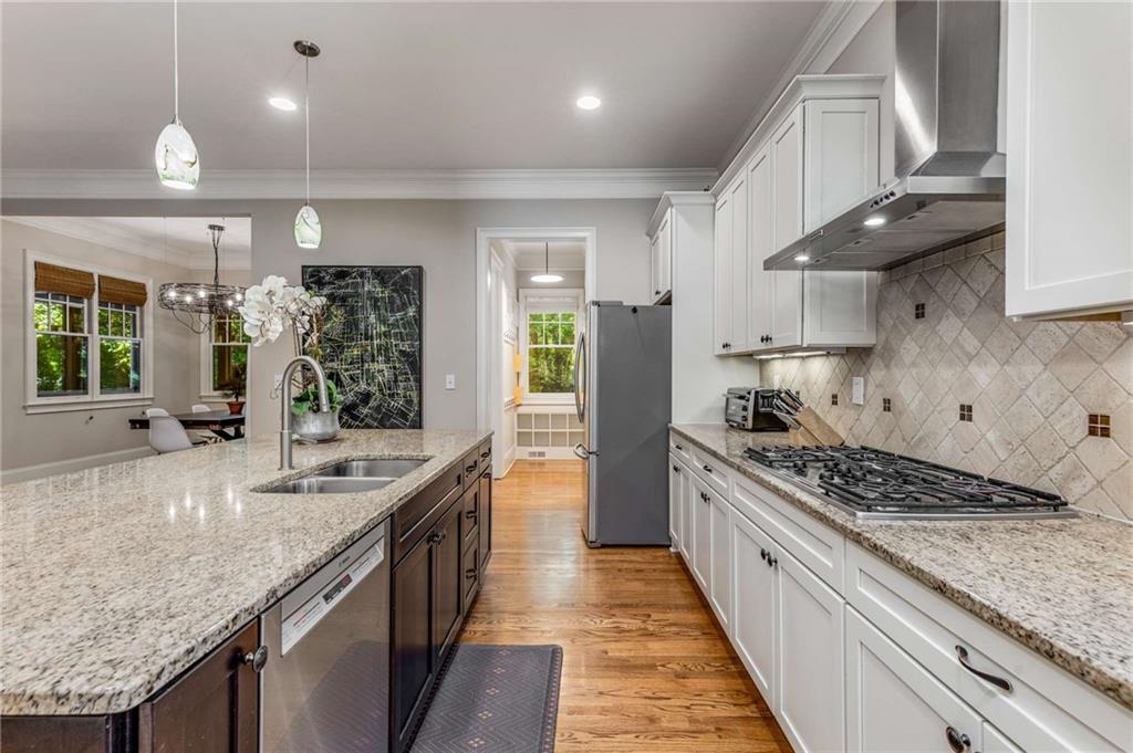 504 S WESTMINSTER Way NE