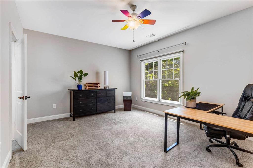 504 S WESTMINSTER Way NE