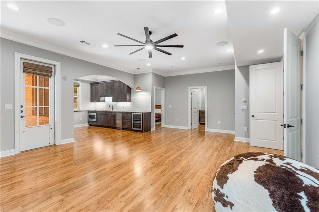 504 S WESTMINSTER Way NE