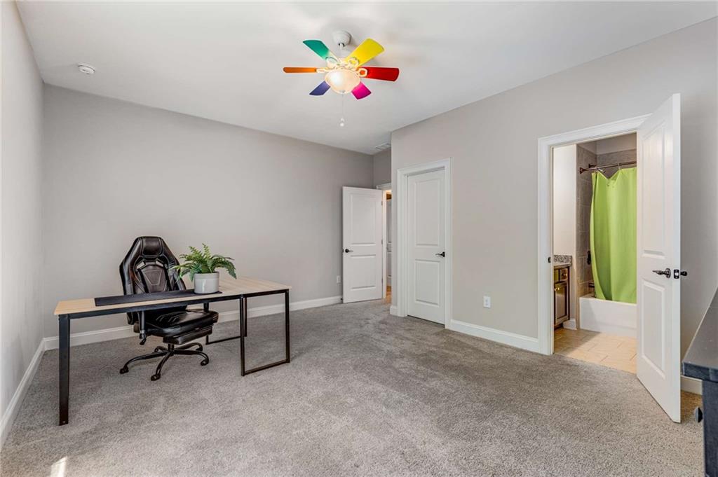 504 S WESTMINSTER Way NE