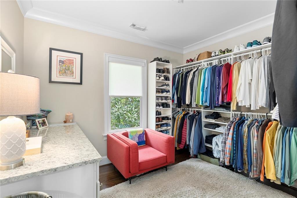 1431 Hearst Drive NE