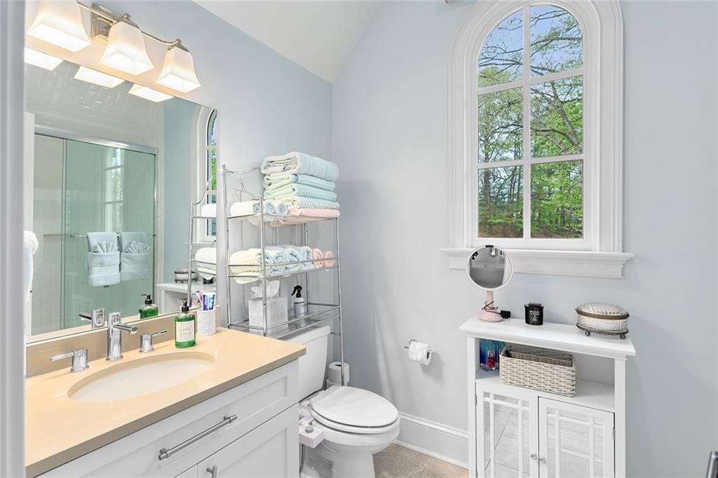 1431 Hearst Drive NE