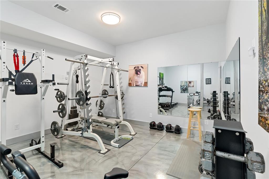 1431 Hearst Drive NE