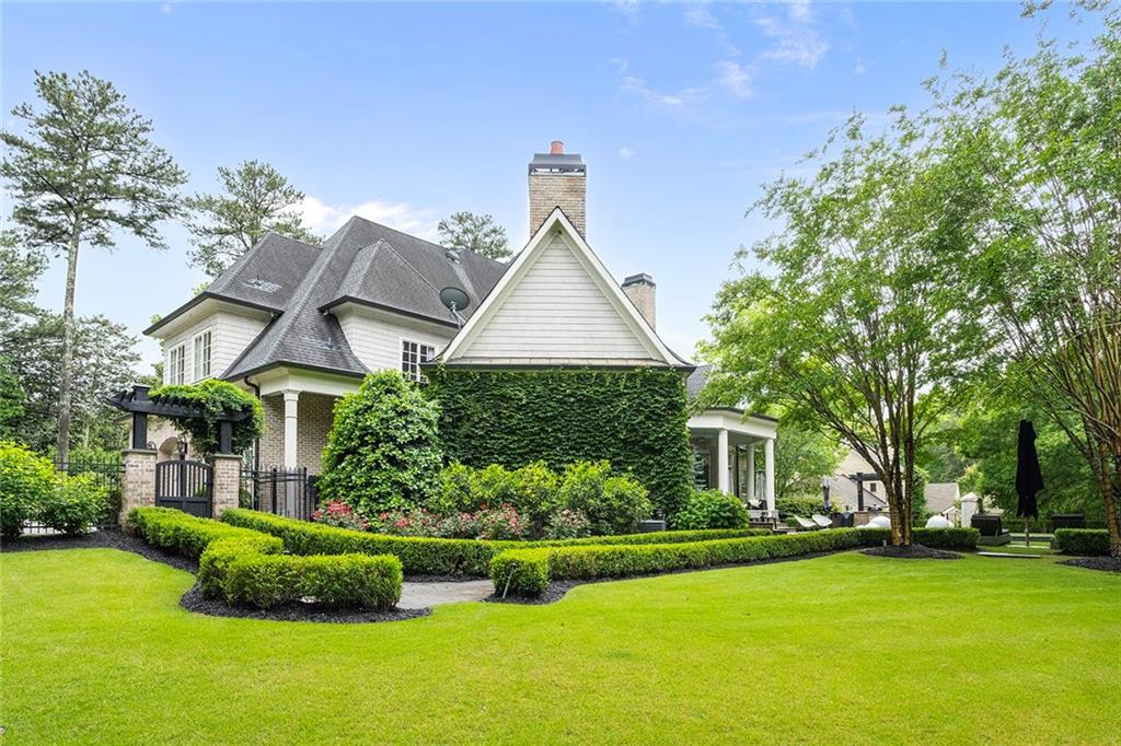 755 Heards Ferry Road