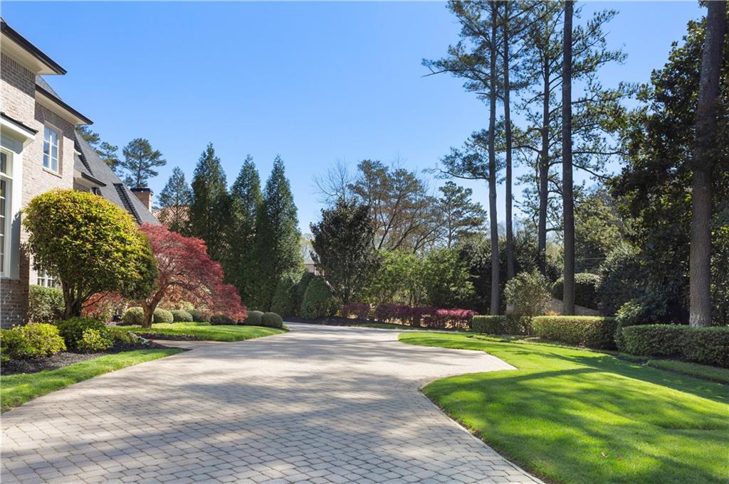 755 Heards Ferry Road