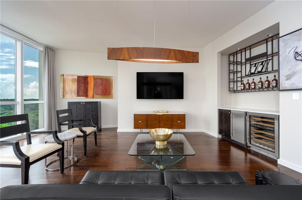 3325 PIEDMONT Road NE Unit 2006