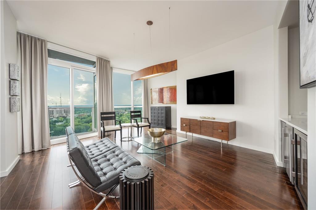 3325 PIEDMONT Road NE Unit 2006