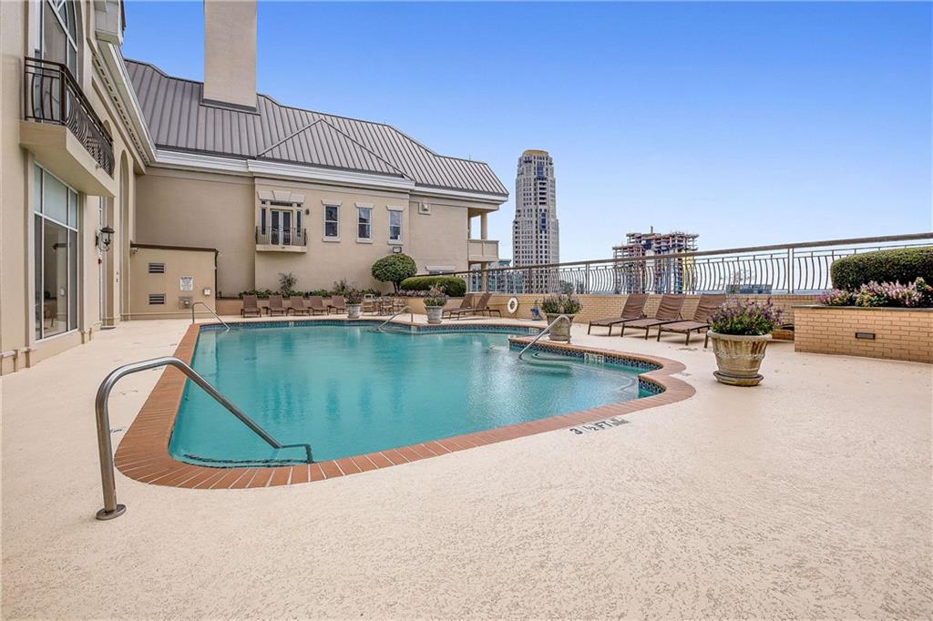 3334 Peachtree Road NE Unit 1001