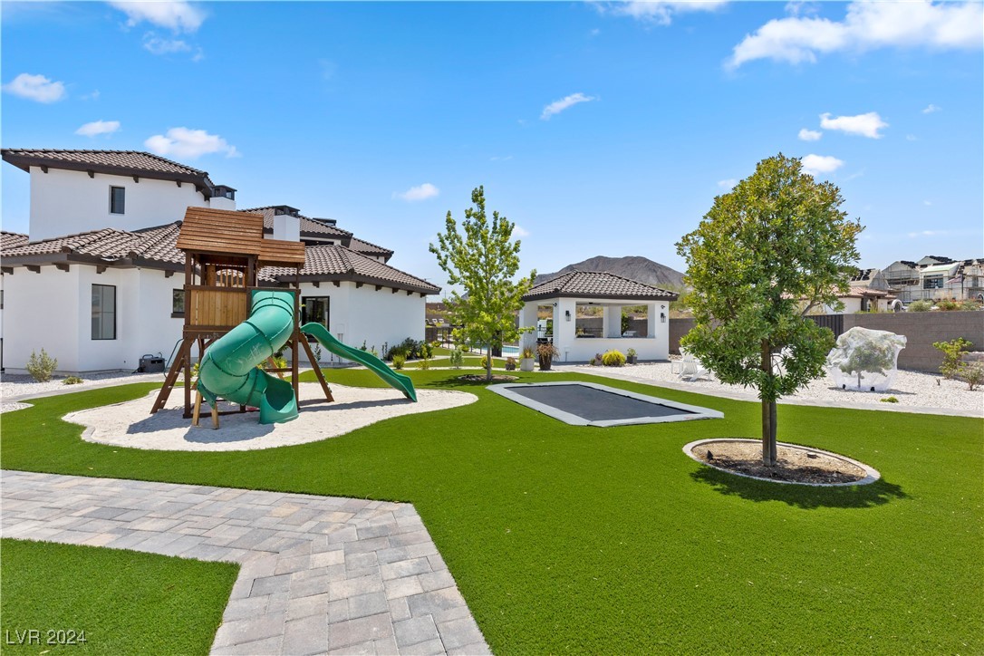 1090 rose quartz Road