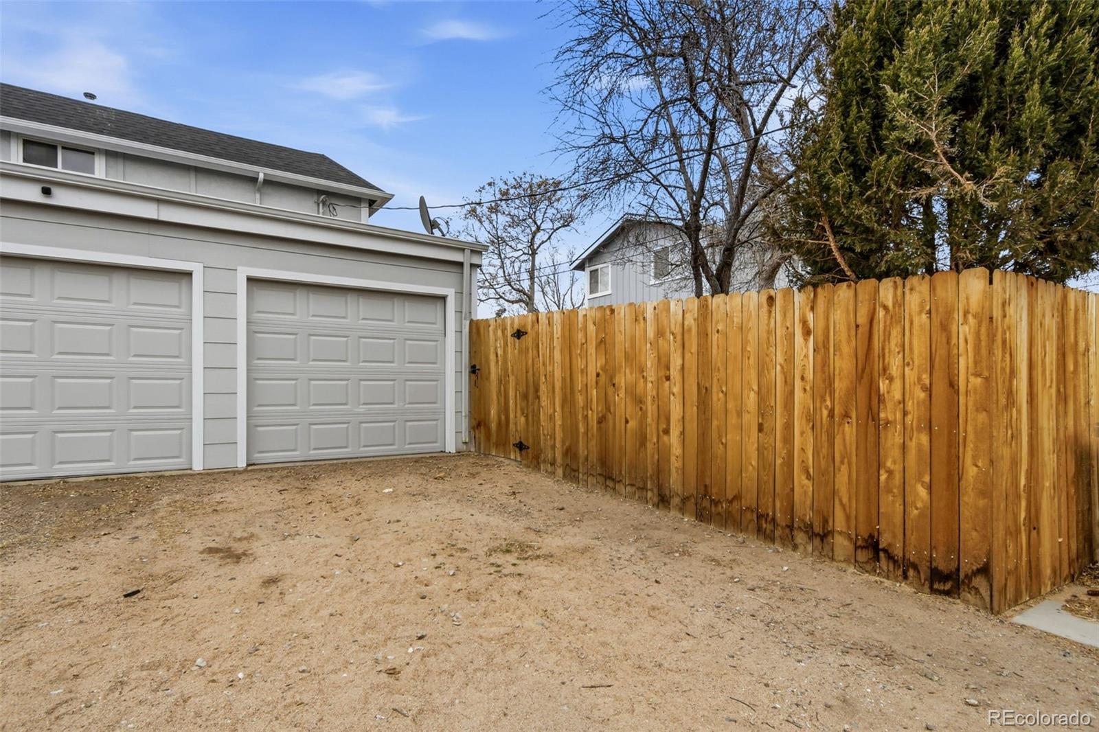 2826 Lowell Boulevard