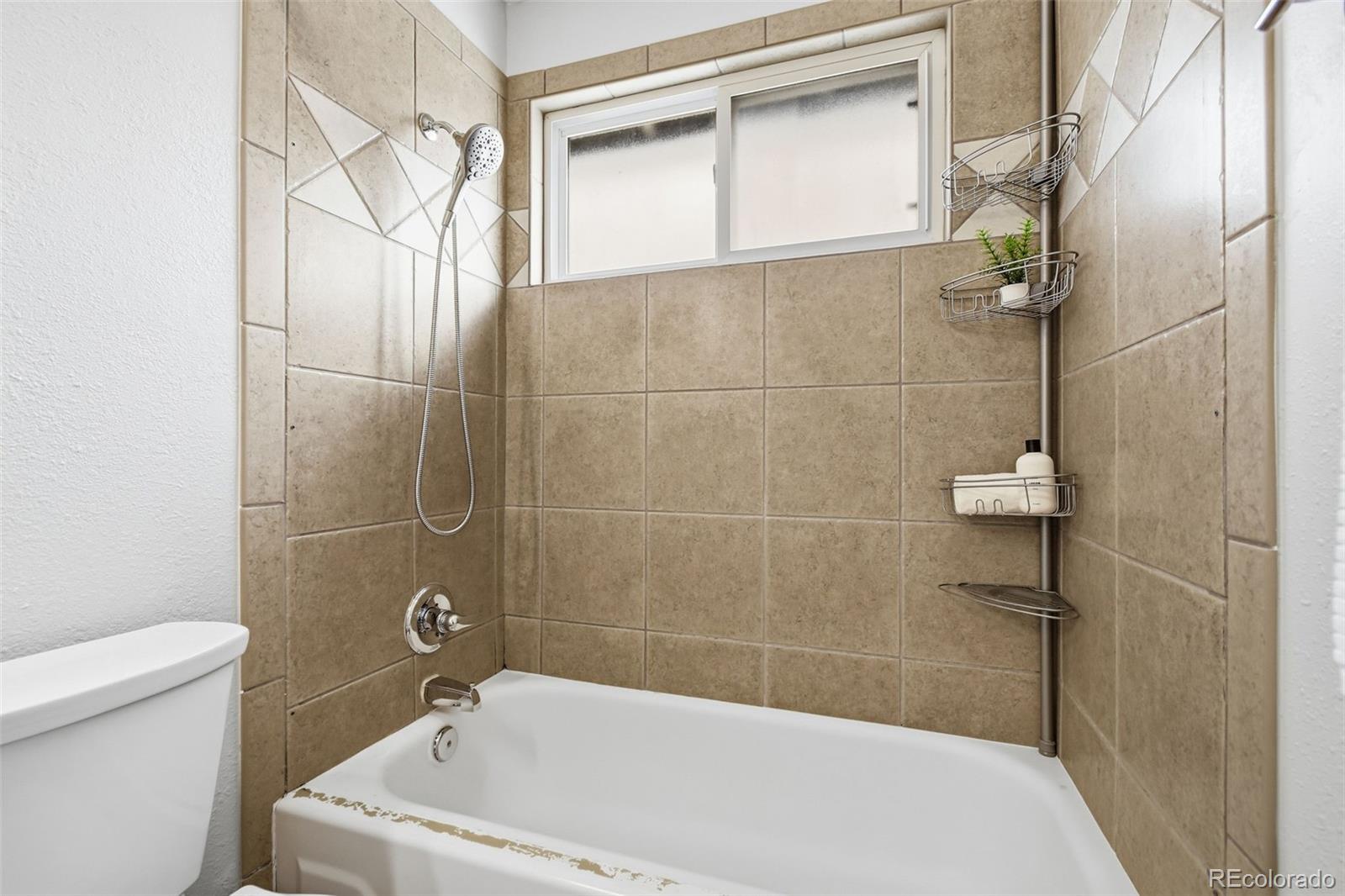 2826 Lowell Boulevard