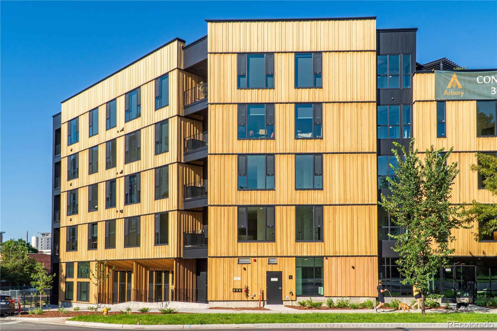 1601 Park Avenue Unit: 305