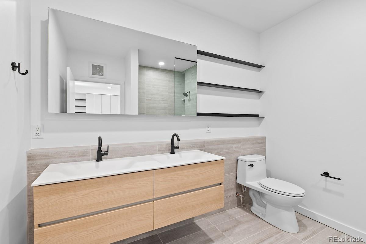 1601 Park Avenue Unit: 305