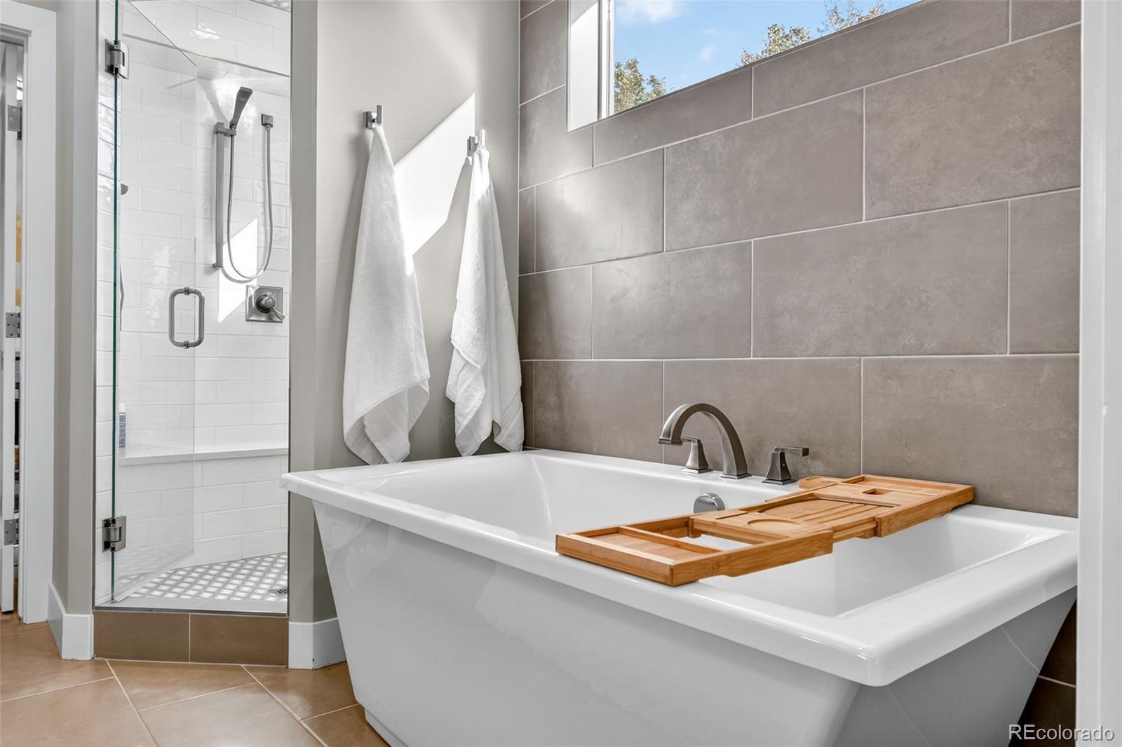 328 S Humboldt Street