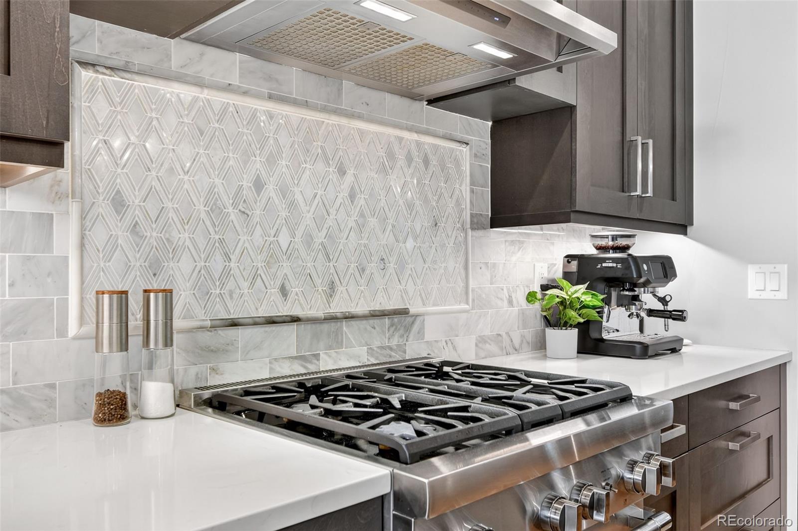 328 S Humboldt Street