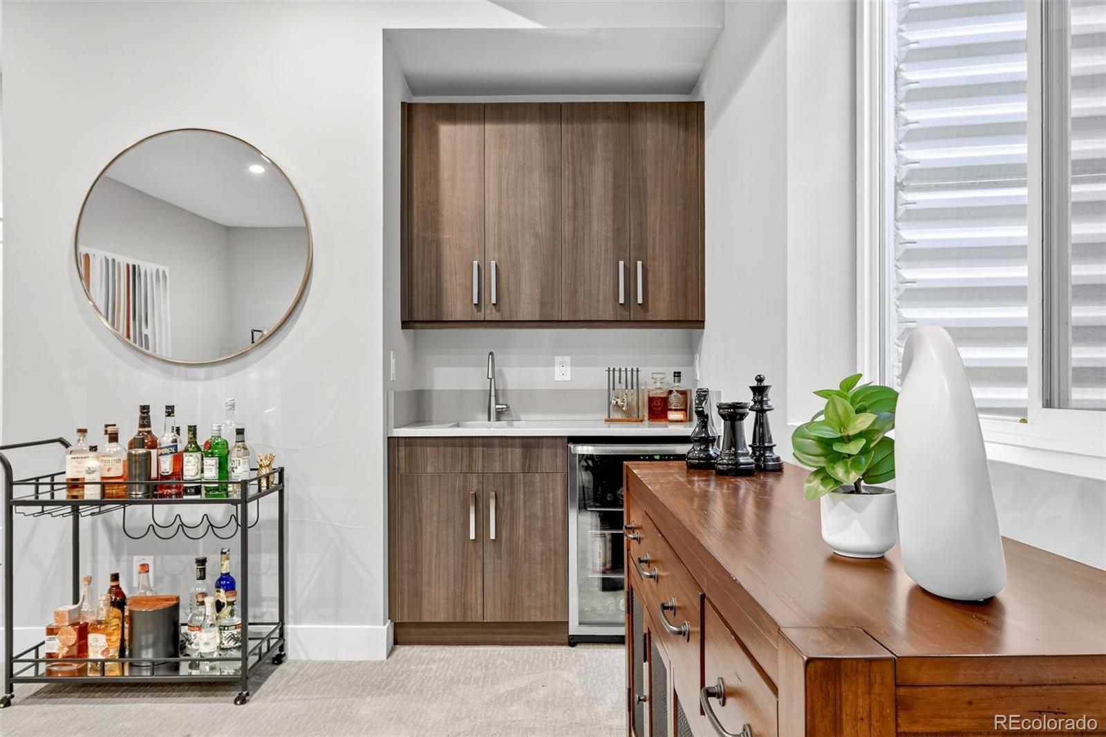 328 S Humboldt Street