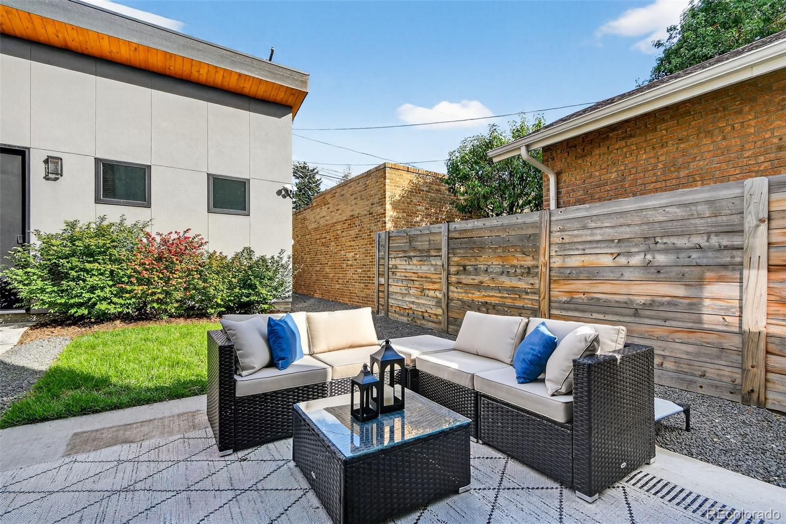 328 S Humboldt Street