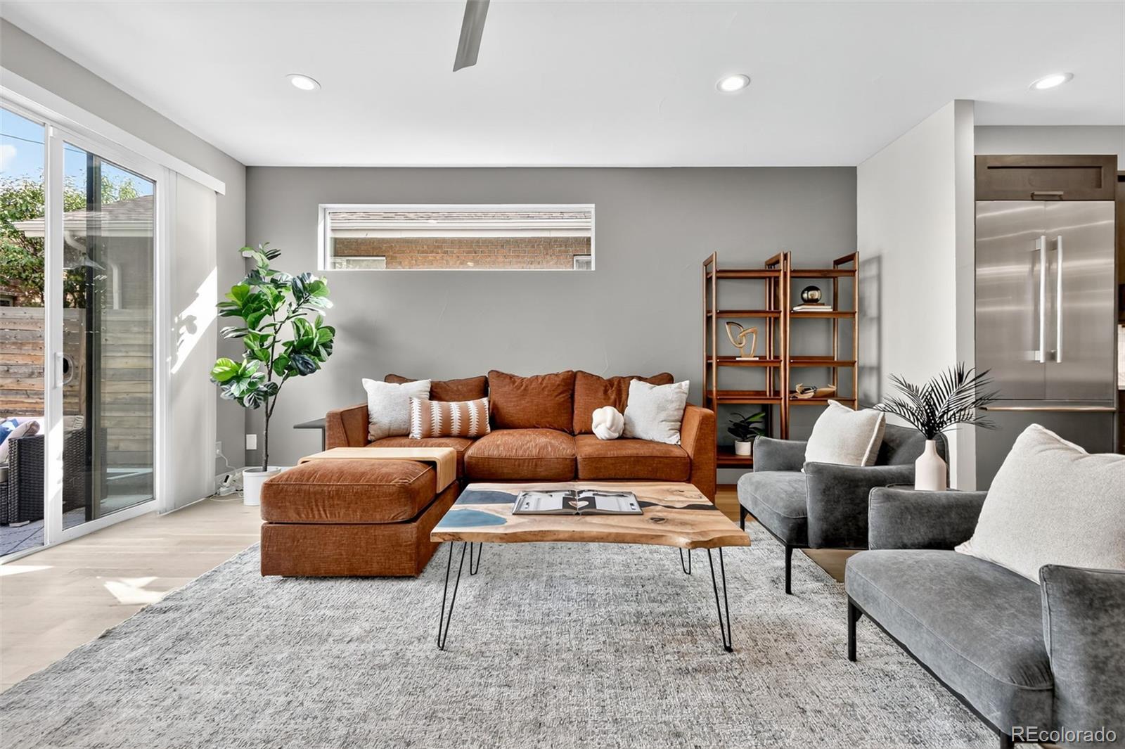 328 S Humboldt Street