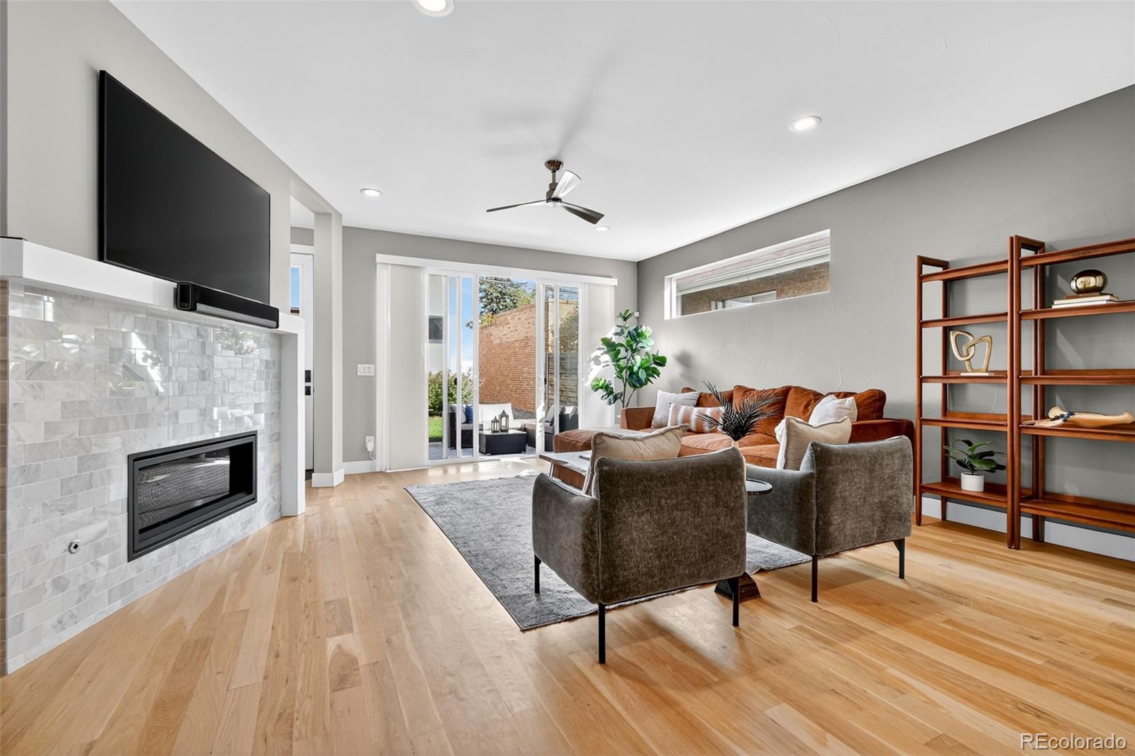 328 S Humboldt Street