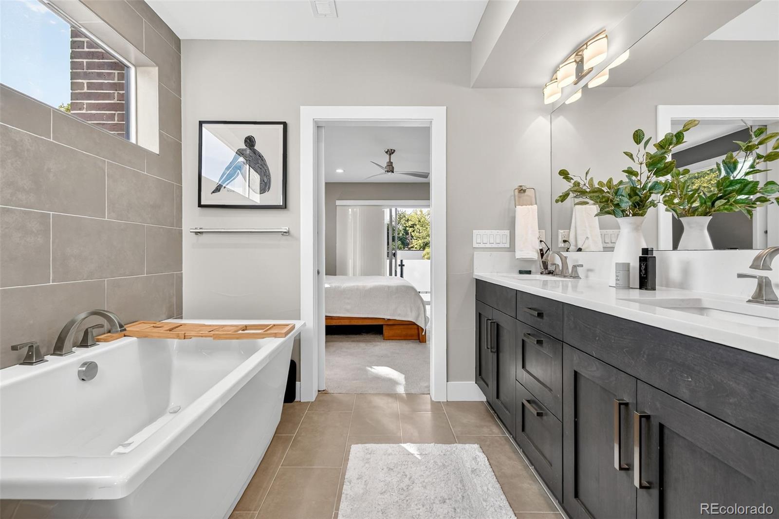 328 S Humboldt Street