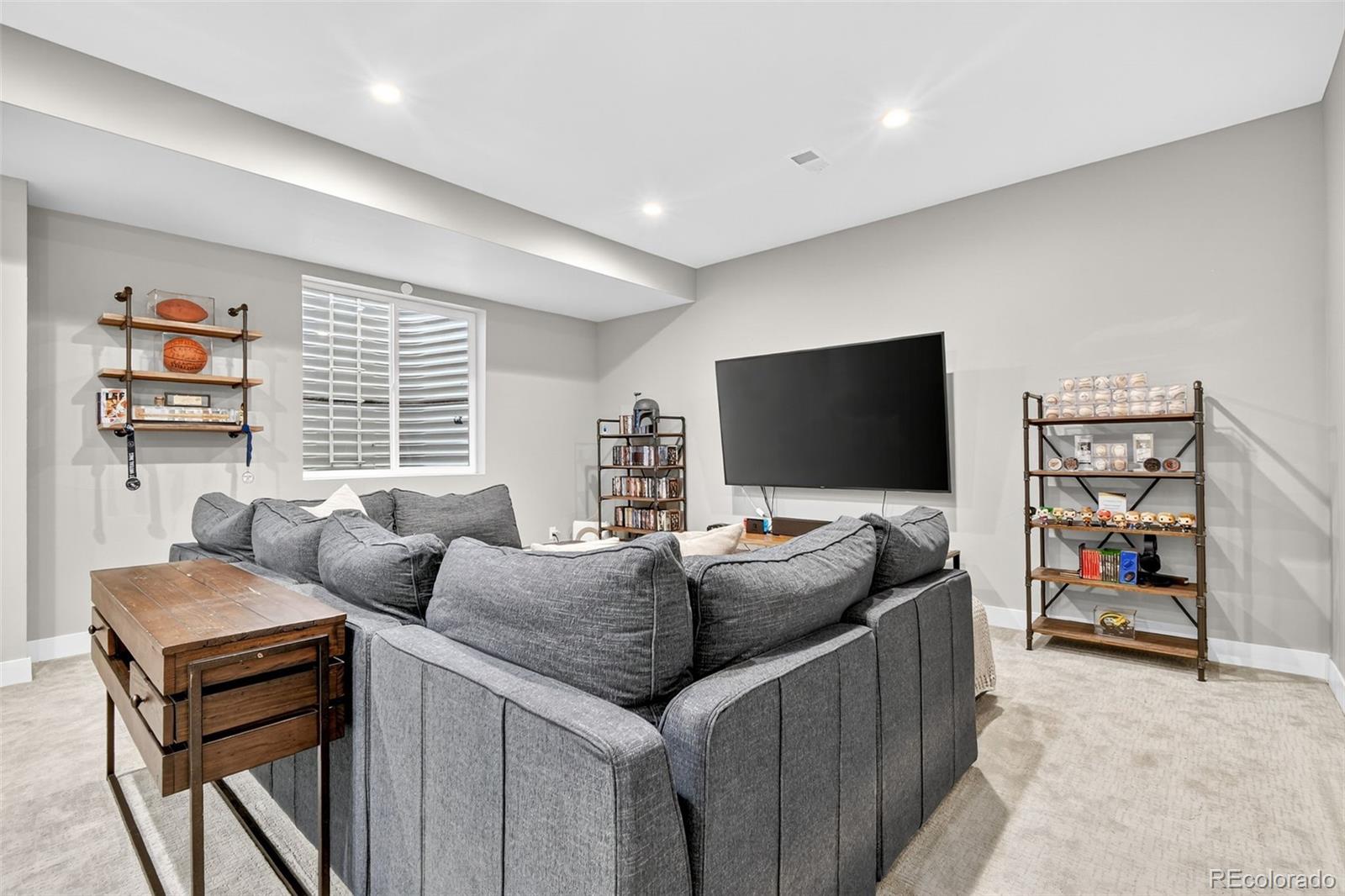 328 S Humboldt Street