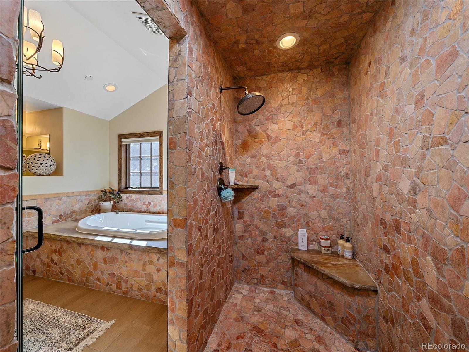580 Packsaddle Trail