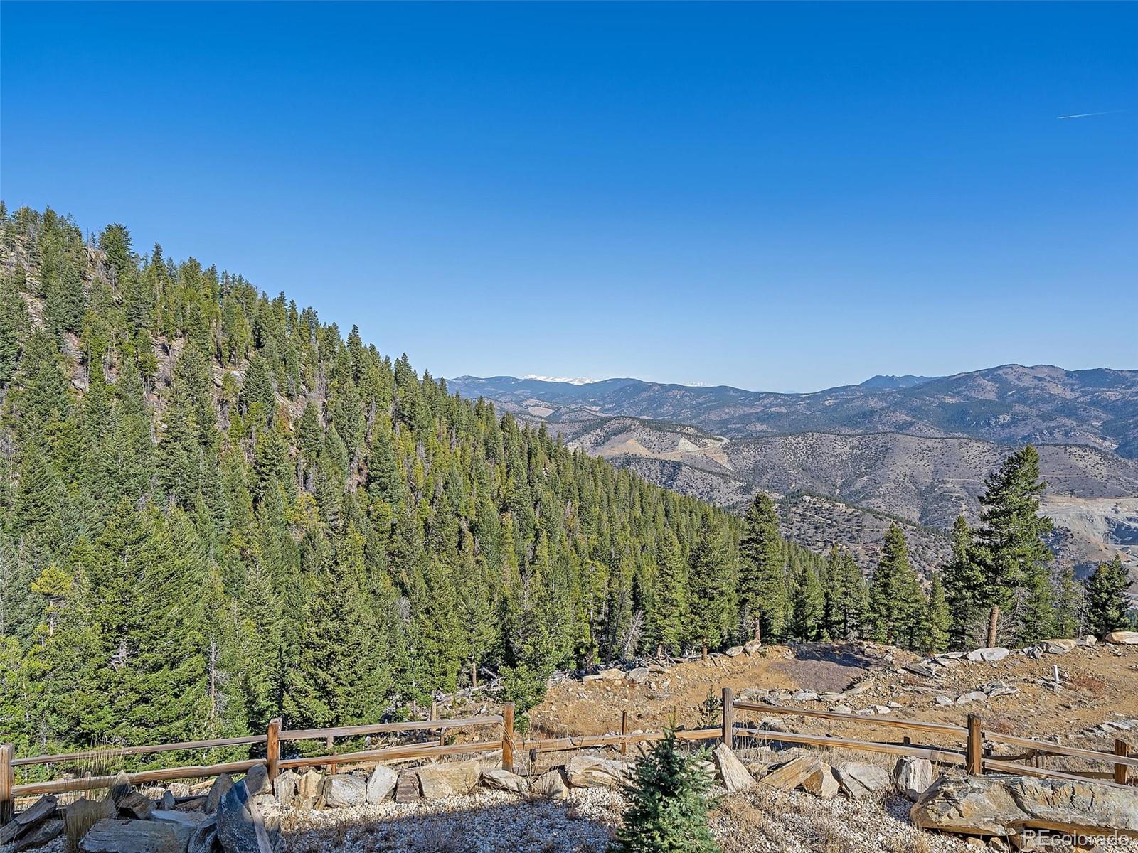 580 Packsaddle Trail