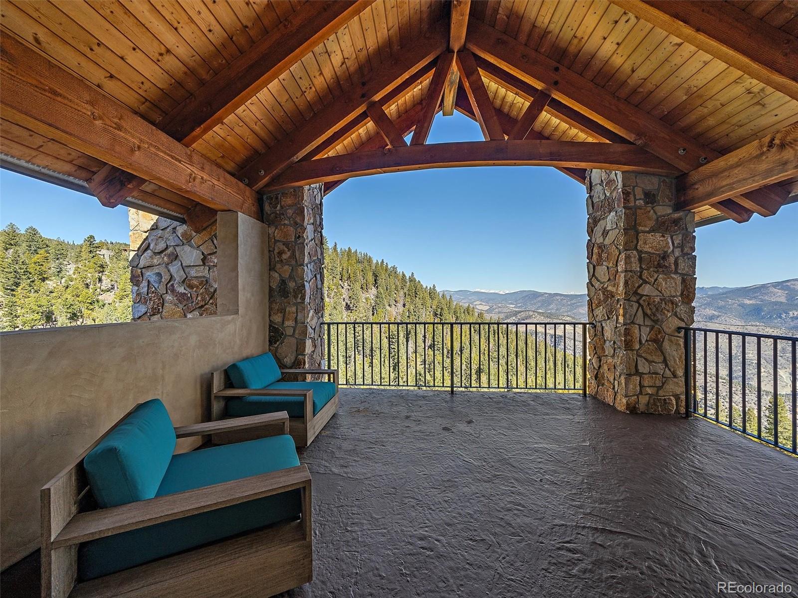 580 Packsaddle Trail