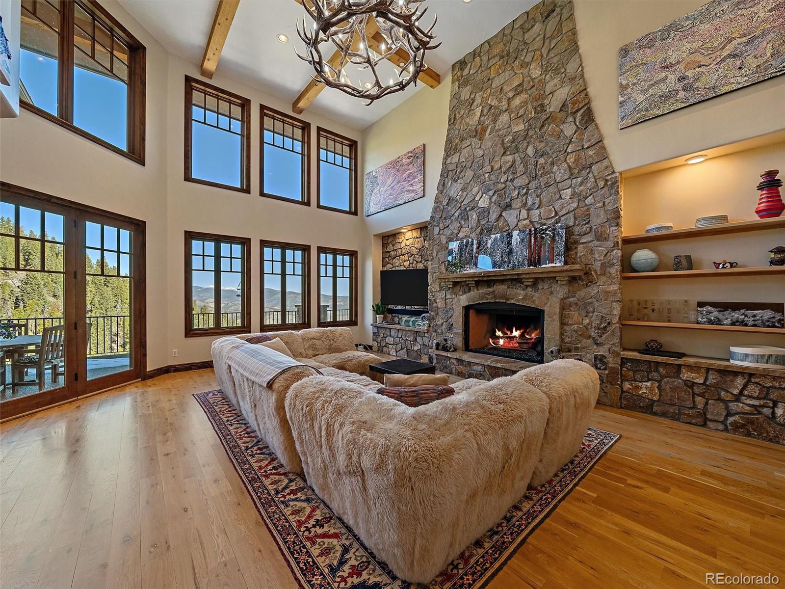 580 Packsaddle Trail