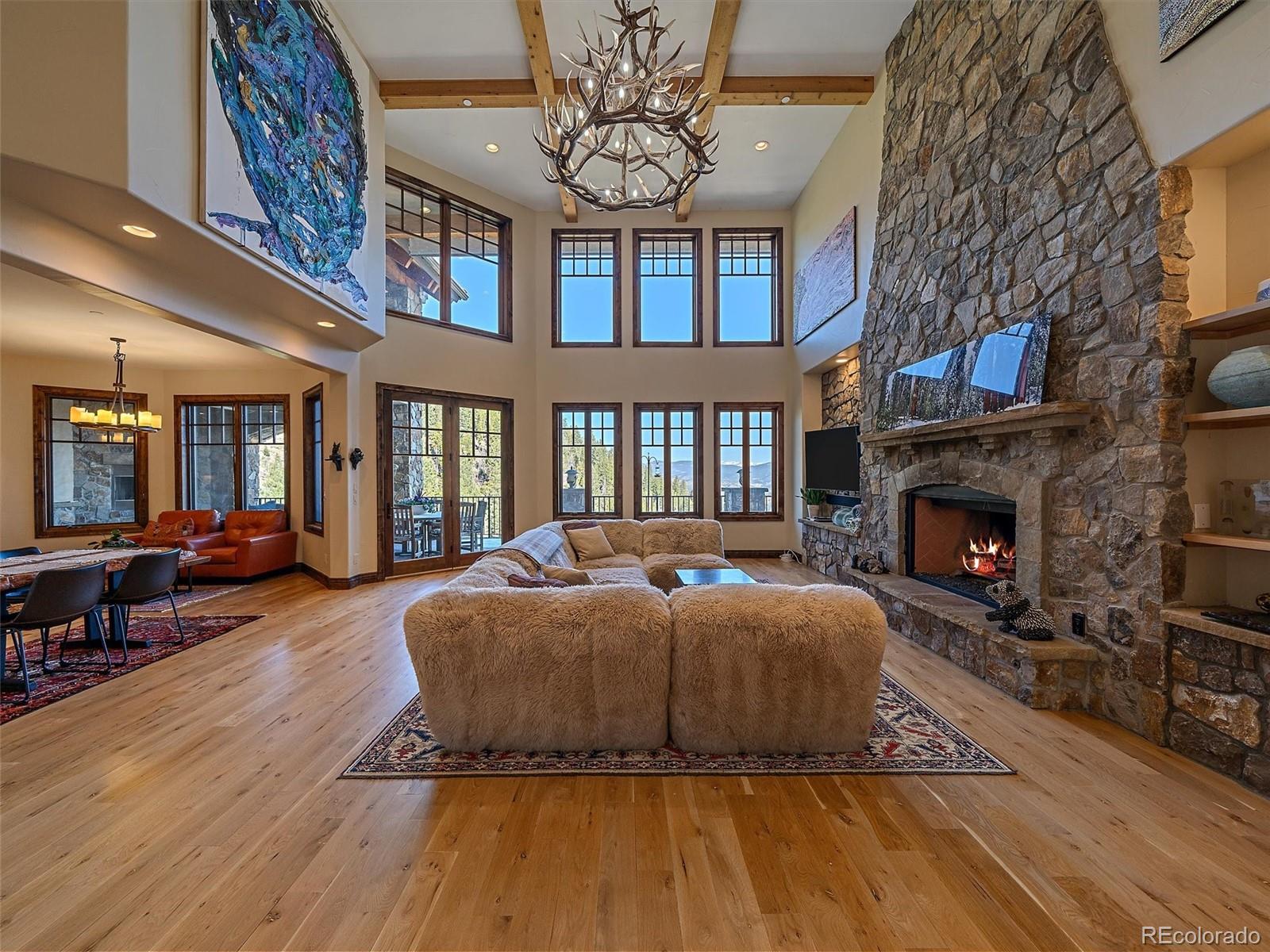 580 Packsaddle Trail