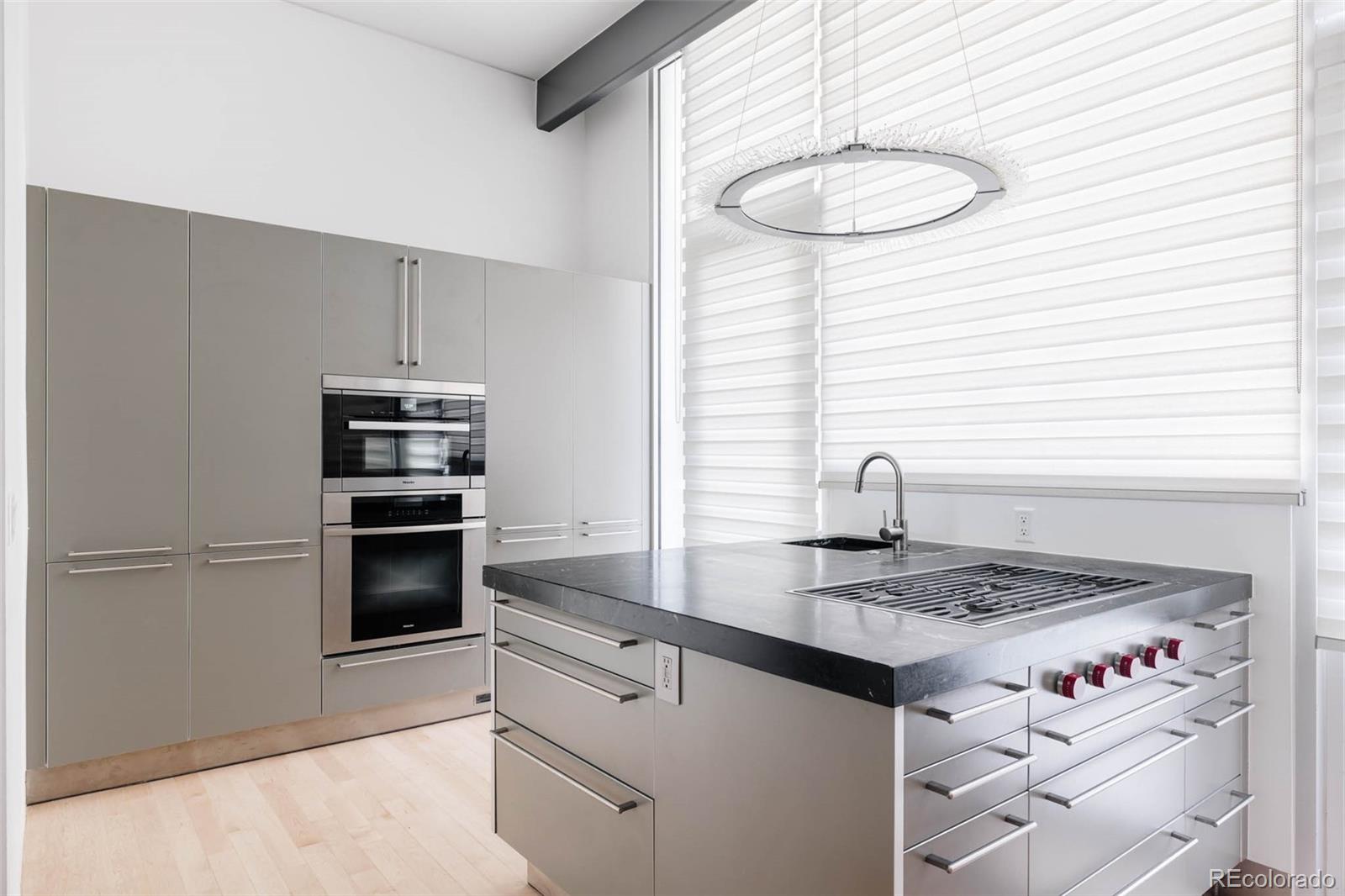 1467 Delgany Street Unit: #1-L