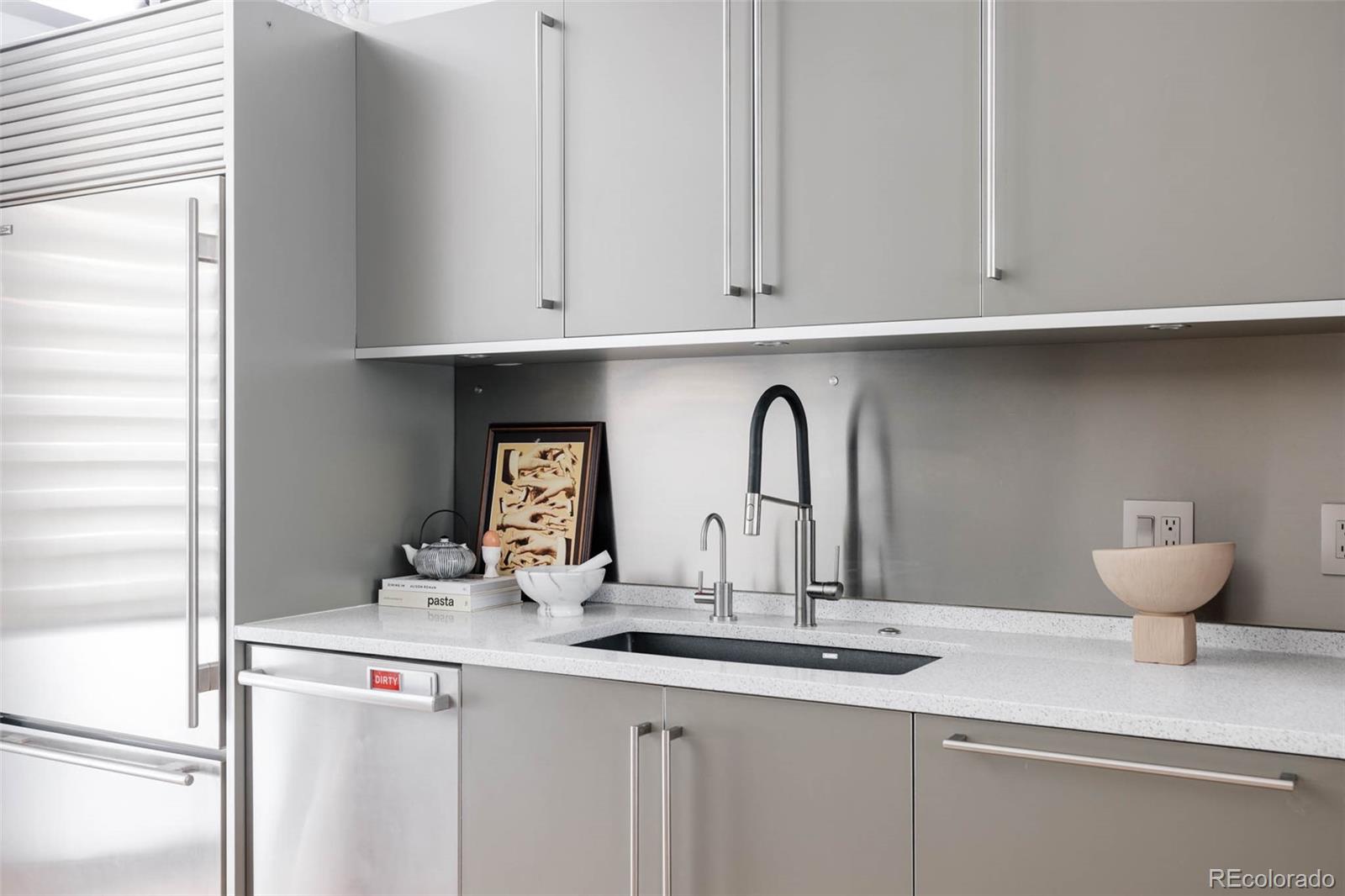 1467 Delgany Street Unit: #1-L